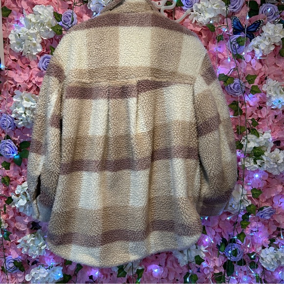 EUC H&M SHACKET - Picture 2 of 6